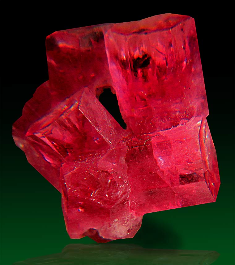Red Beryl cluster